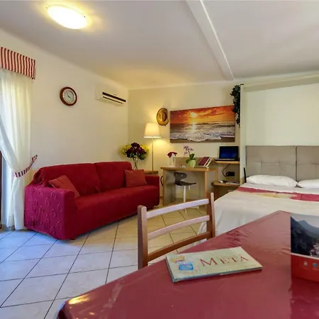 Apartamento Il Giardino Dei Gigli Meta