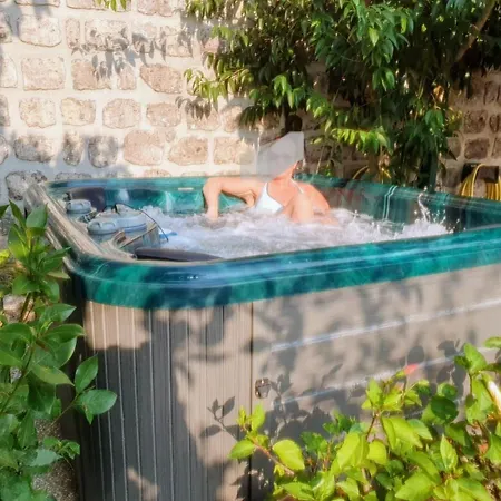Il Giardino Dei Gigli Apartment *