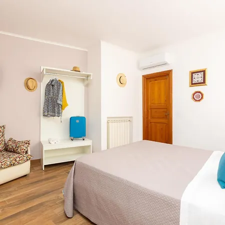Il Giardino Dei Gigli Appartement Meta