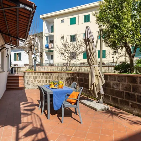 Il Giardino Dei Gigli Appartement *