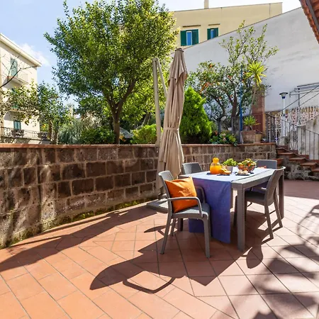 Il Giardino Dei Gigli Appartement Meta