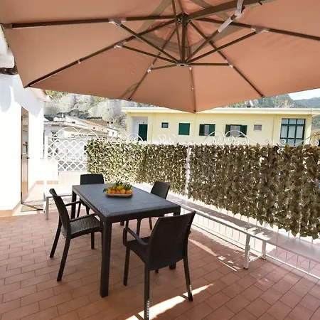 Apartment Il Giardino Dei Gigli Meta